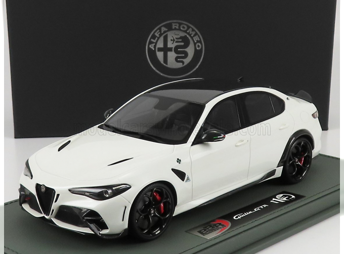 ALFA ROMEO Giulia Gta (2020) - Con Vetrina - With Showcase, Bianco Trofeo - White