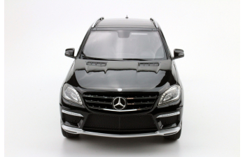 Mercedes-Benz ML63 AMG (black)