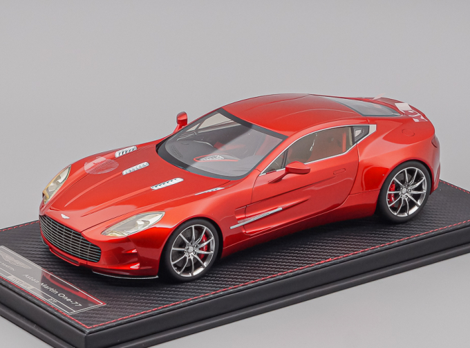 ASTON MARTIN One-77, red