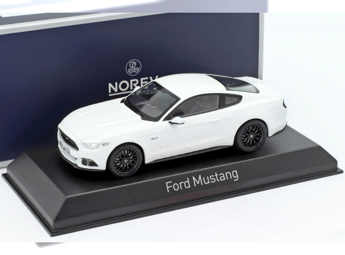 FORD Mustang 2016, white