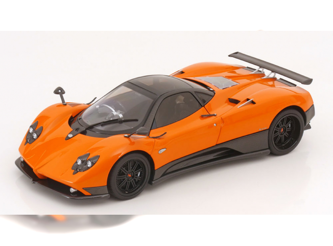 PAGANI Zonda F (2005), orange carbon