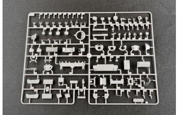 Сборная модель танк Russian Т-72B2 MBT (ROGATKA)