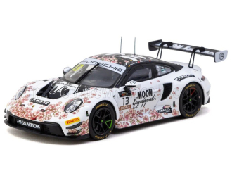 PORSCHE 911 992 GT3 R Team Phantom Global Racing №13 1000km Suzuka  Adderly Fong - Sun Jingzu - Nico Menzel (2025), white