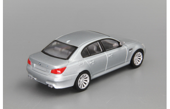 BMW M5, silver