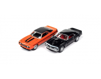 CHEVROLET Camaro (1969), Hugger orange/black , CHEVROLET Camaro (1967), black with white nose stripe