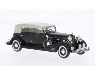 CADILLAC Fleetwood Allweather Pheaton 1933 Black