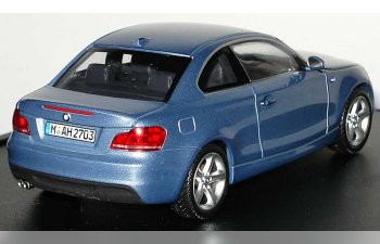 BMW 1er Coupe E82 (2007), kristall blau met.