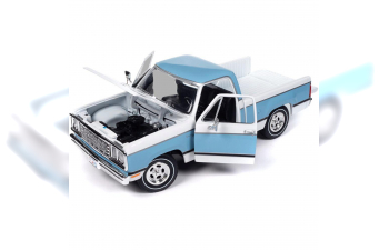 DODGE D100 Adventurer Sweptline Pick-up (1977), light blue/white