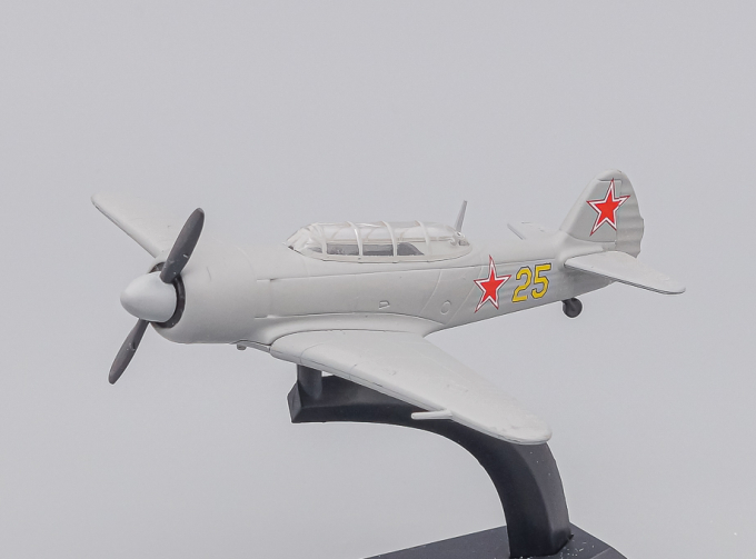 ЯК-11, Легендарые Самолеты 30