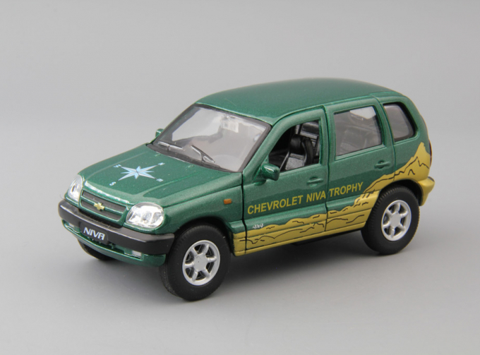 NIVA CHEVROLET Trophy, green / gold