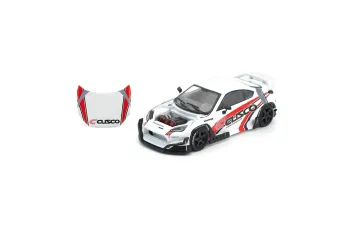 TOYOTA Pandem GR86 *Cusco*, white/red