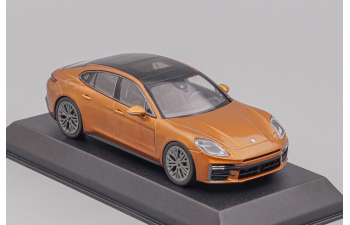(Уценка!) PORSCHE Panamera Turbo E-Hybrid (G3) (2024), Madeira gold metallic
