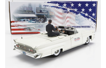 LINCOLN Continental Mark III Convertible с фигуркой Джон Ф. Кеннеди в Орегоне (1960)