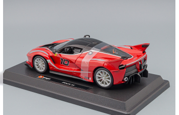 FERRARI FXX K (2015), rot/silber