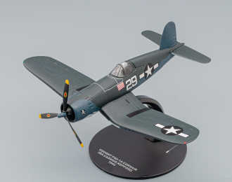 Chance Vought F4U-1A "Corsair" Ira Cassius Kepford лучший ас ВМС США (16 побед) 1944