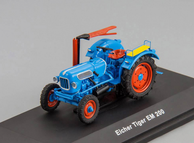 Eicher Tiger Em200 Tractor (1956), light blue