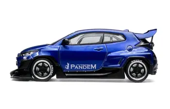 Pandem GR Yaris, metallic blue