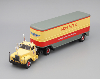 MACK B61 с полуприцепом "Union Pacific" 1955 Light Yellow / Red / Grey