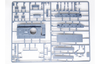Сборная модель Советский танк КВ-1 с пушкой Ф-32 (1941)