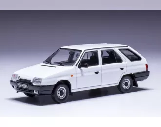 SKODA Forman (1990), white