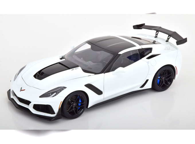 CHEVROLET Corvette C7 ZR1 (2019), white