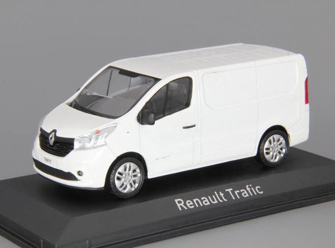 RENAULT Trafic (2014), white