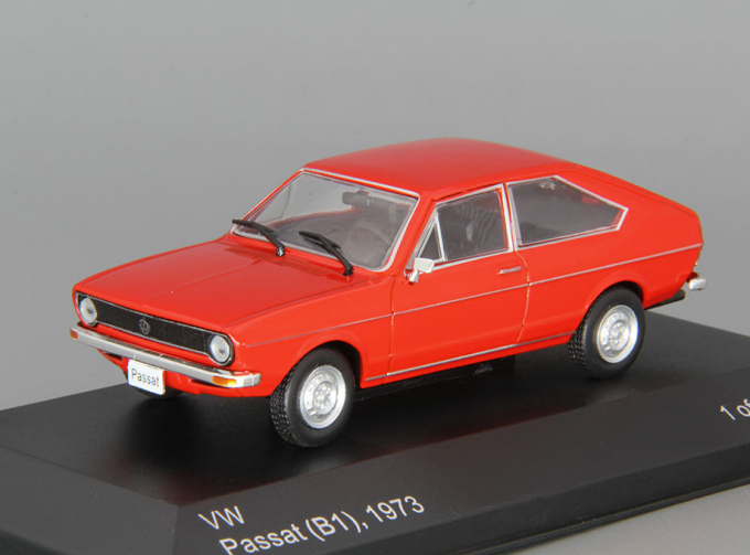 VOLKSWAGEN Passat B1 (1973), red