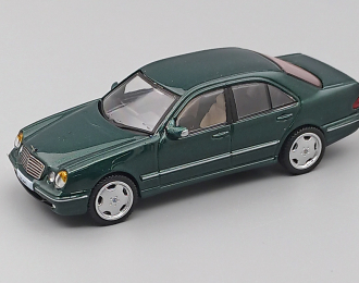 MERCEDES-BENZ E55 AMG (W210), green