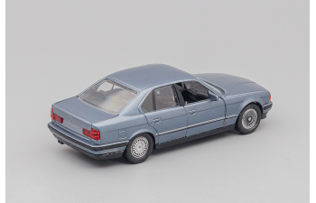 BMW 535i Limousine E34 (1989), grey