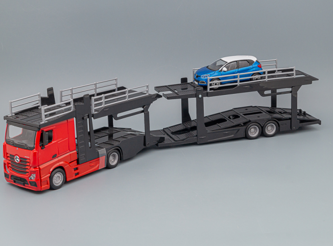 MERCEDES-BENZ Actros Multicar Carrier with Renault Captur, red / blue