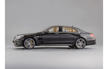 Mercedes-AMG S65 Brabus Rocket 900 (obsidian black)