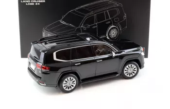 TOYOTA Land Cruiser 300-zx (2024), black