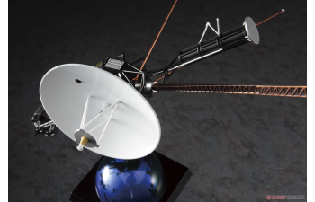 Сборная модель беспилотный космический зонд «Вояджер» с нашивкой-эмблемой миссии (Limited Edition)