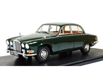 JAGUAR 420 (1967), green