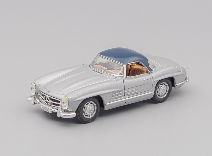MERCEDES-BENZ 300SL Roadster, silver / blue