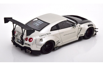 NISSAN GTR R35 LB Works, silver black