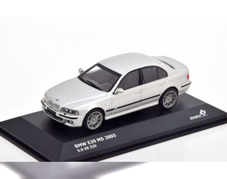 BMW M5 E39 (2003), silber