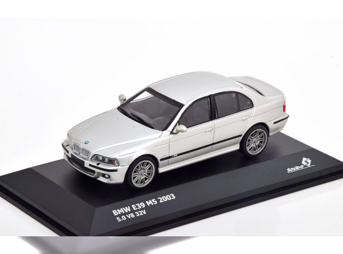 BMW M5 E39 (2003), silber