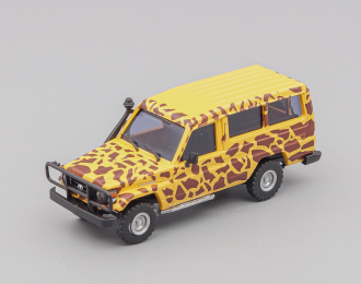 TOYOTA Land Cruiser HZ J 78 "Safari", yellow / brown