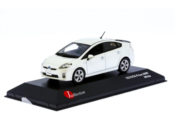 TOYOTA Prius 2009, white