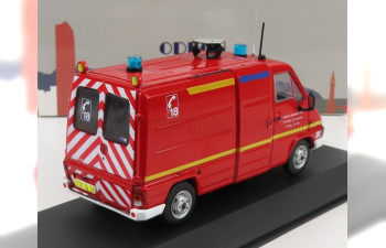 RENAULT Master T30d Van Vsr Bemaex Sapeurs Pompiers (1981), Red