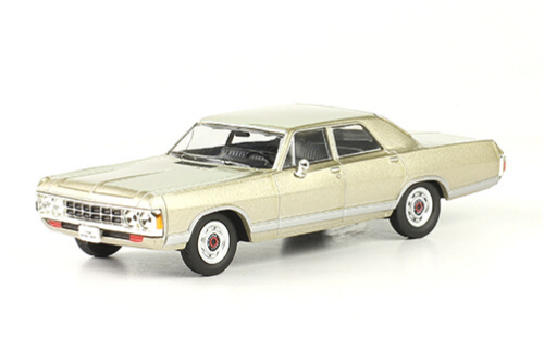 DODGE Monaco Sedán (1970), gold