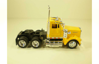 KENWORTH W900 1979 платформа со строительной техникой, желтый