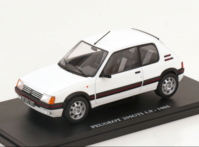 PEUGEOT 205 GTI (1986), Auto Vintage, beige