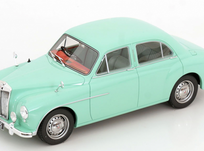 MG Magnette ZA (1953), light green