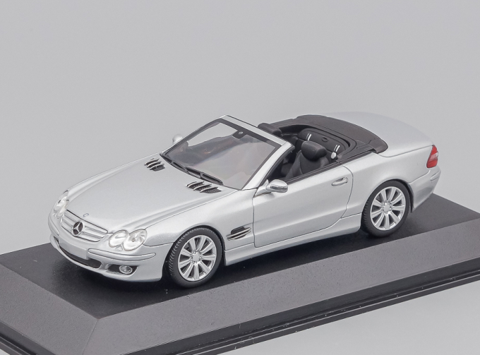MERCEDES-BENZ SL (2007), silver