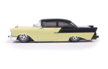 CHEVROLET 150 Sedan (1957), beige / black