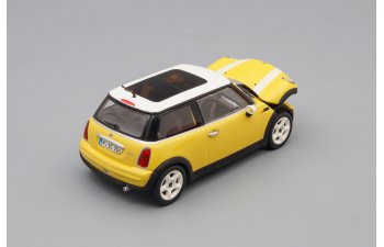 MINI Cooper Tetto Panoramico, yellow / white