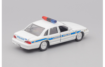 FORD Crown Victoria Lincoln Police, white