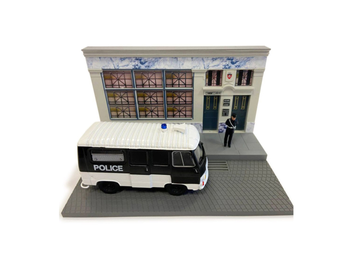 Peugeot J7, Автодиорама